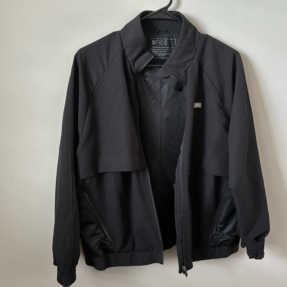 FIGS Sydney Scrub Jacket